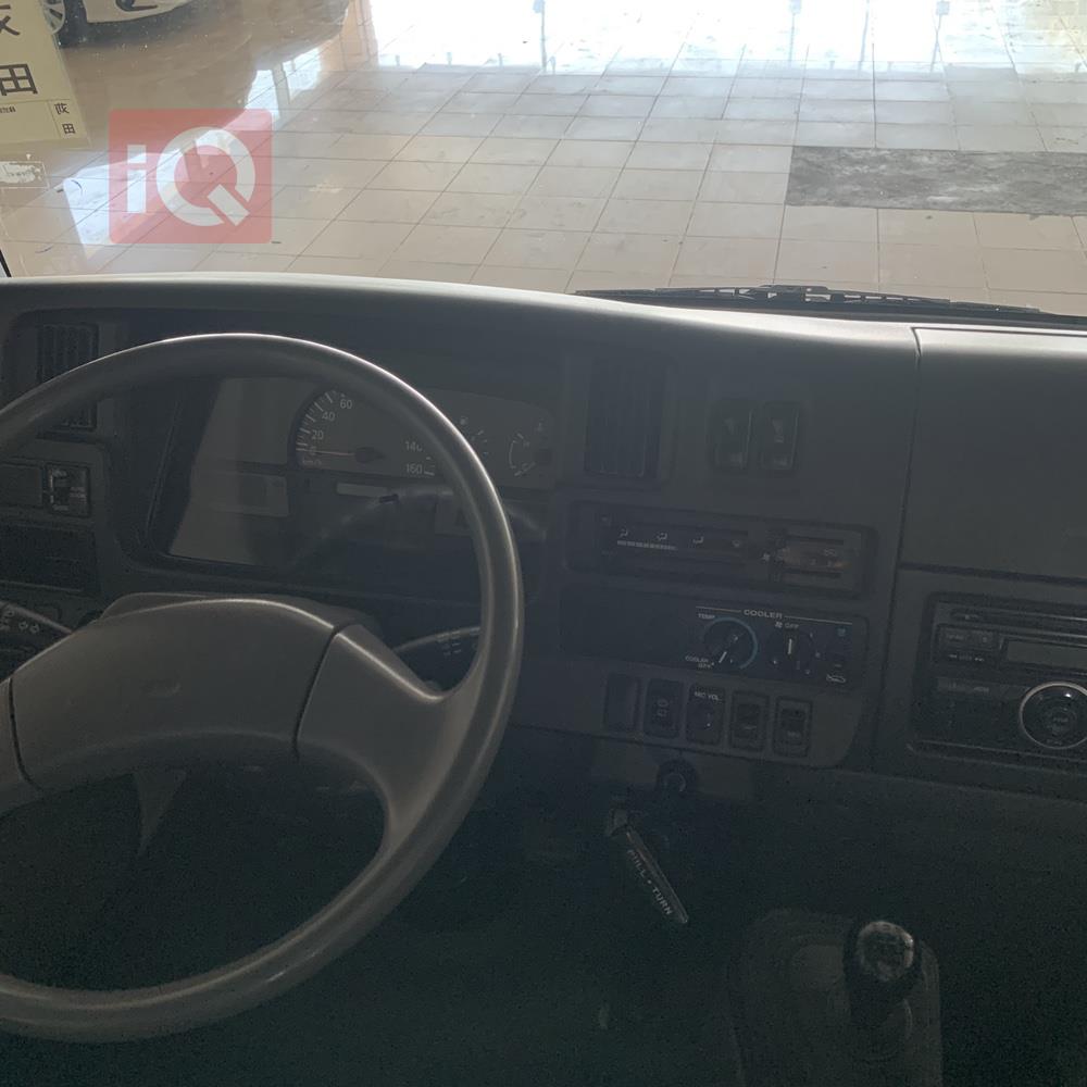 Nissan Civilian